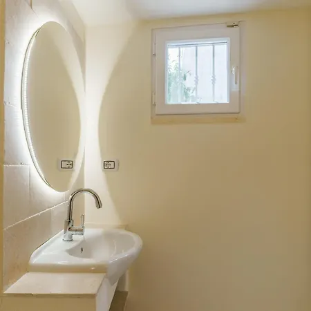 Apulia Namaste House Con Piscina Lägenhet *