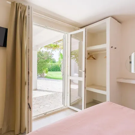 Lägenhet Apulia Namaste House Con Piscina San Vito dei Normanni